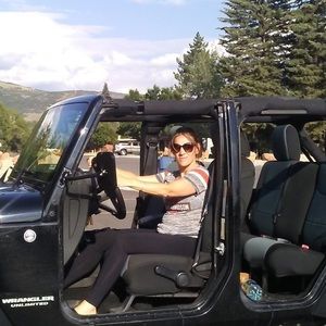 Meet your Posher, Denise